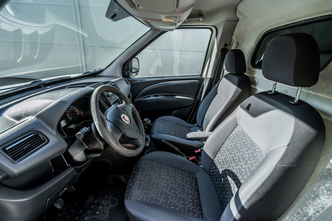 berauto_siofok_fiat-doblo-1-6-mjet-cargo-combi-maxi-sx