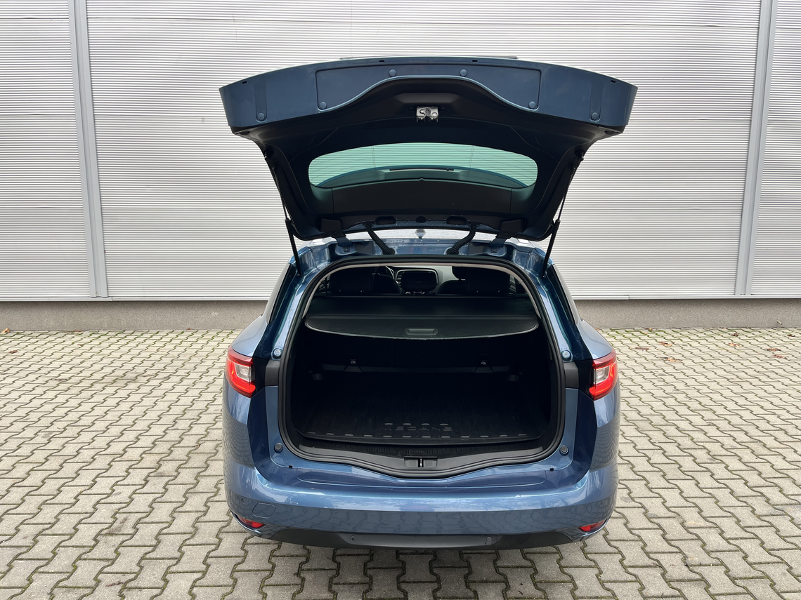 berauto_siofok_renault-megane-1-5-dci-grandtour